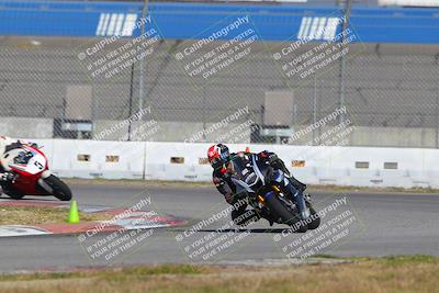 media/Nov-26-2022-Fastrack Riders (Sat) [[b001e85eef]]/Level 3/Session 3 Outside Turn 9/